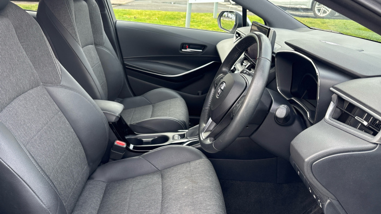 Toyota Corolla 1.8 VVT-i Hybrid Design 5dr CVT Hybrid Hatchback